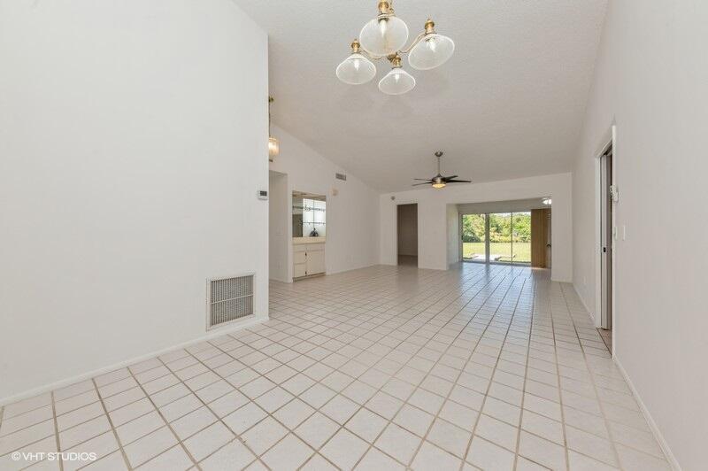 VILLAGE WALK - Residential