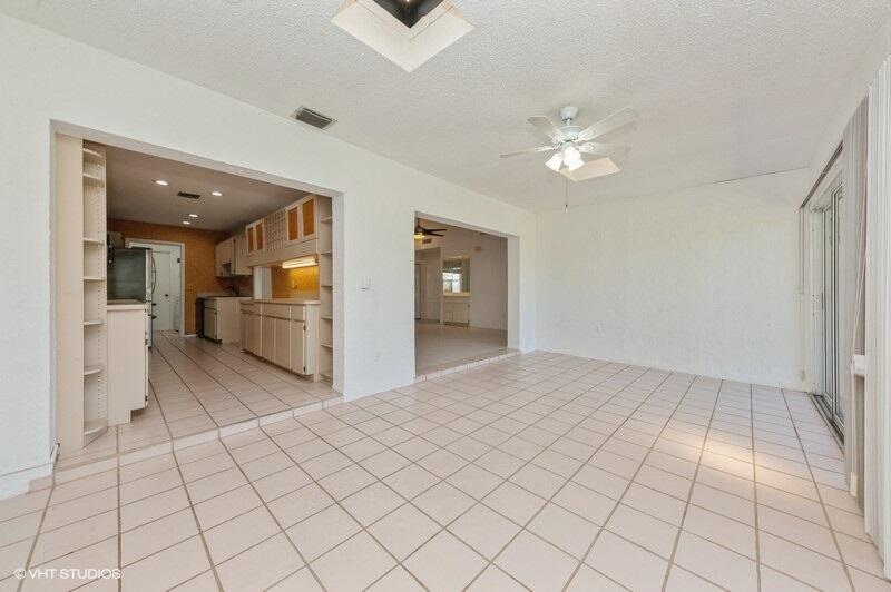 VILLAGE WALK - Residential