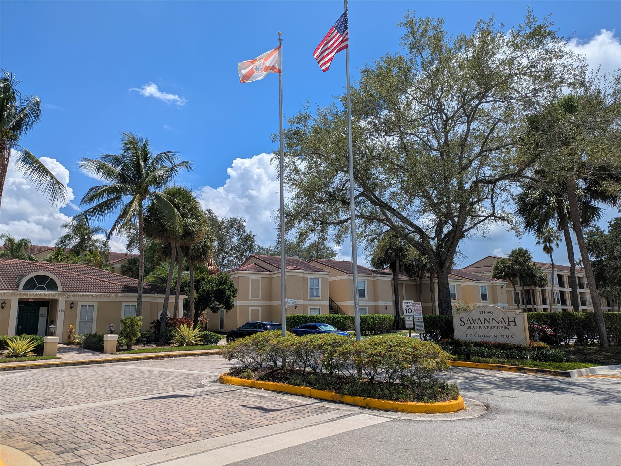 SAVANNAH @ RIVERSIDE - Residential Lease