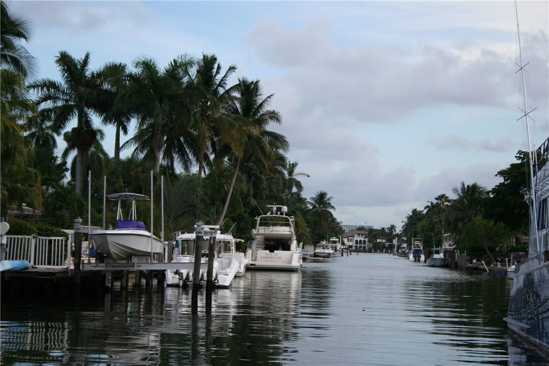 Coconut Isle Drive - Residential