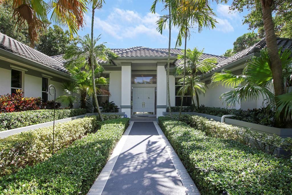 Photo of 7882 SE Country Estates Way Way, Jupiter, FL 33458 (MLS # R10745462)