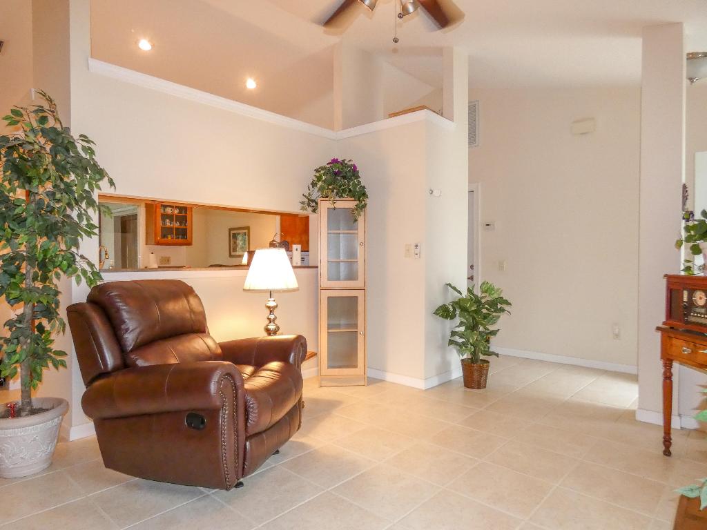 PORT ST LUCIE SECTION 15 - Residential