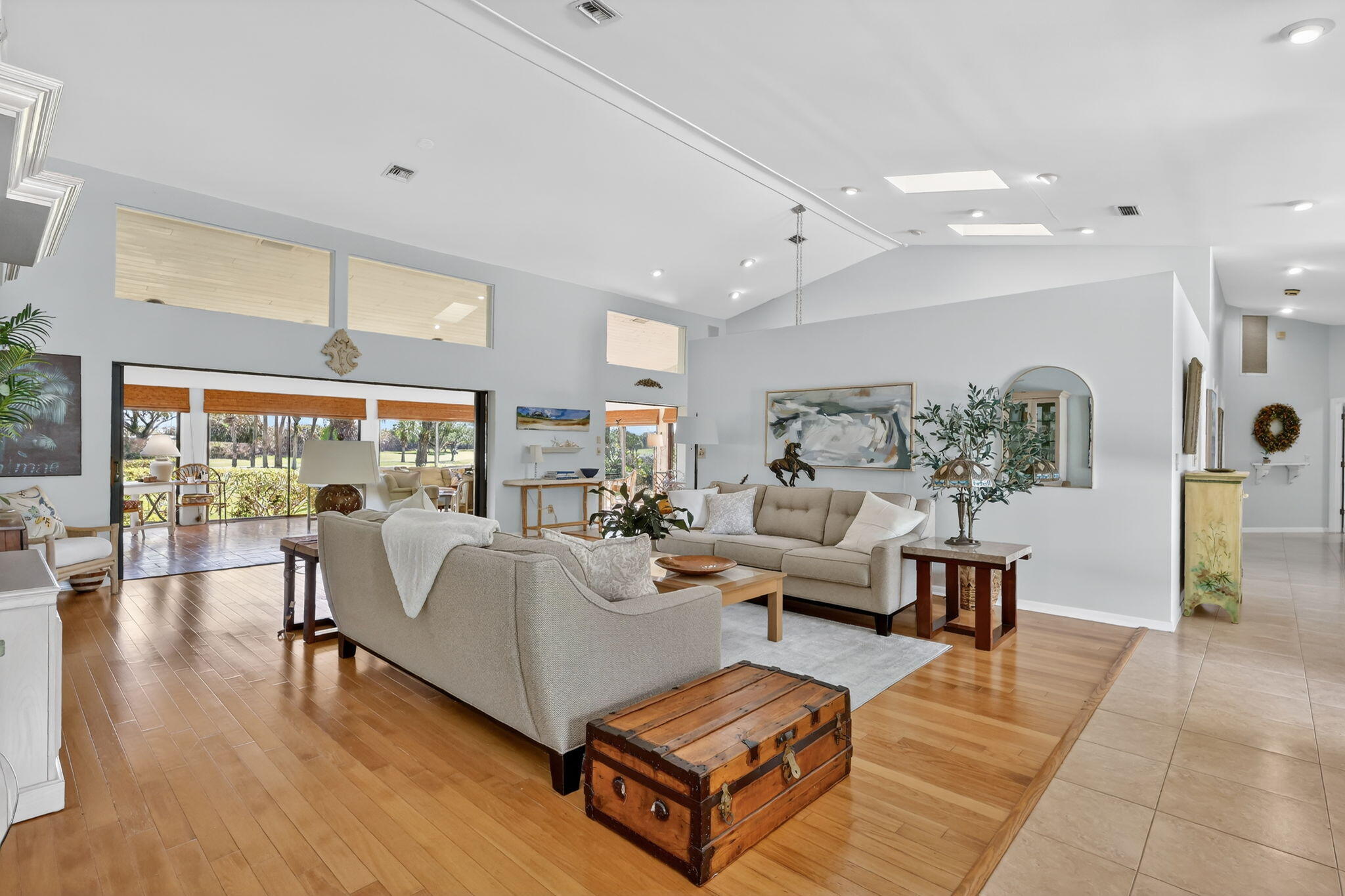 MARINER SANDS - Residential