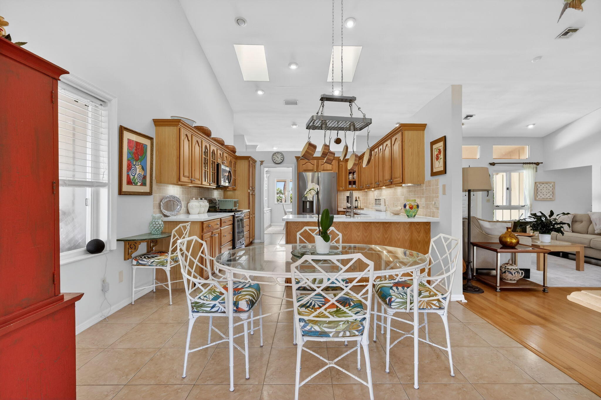 MARINER SANDS - Residential