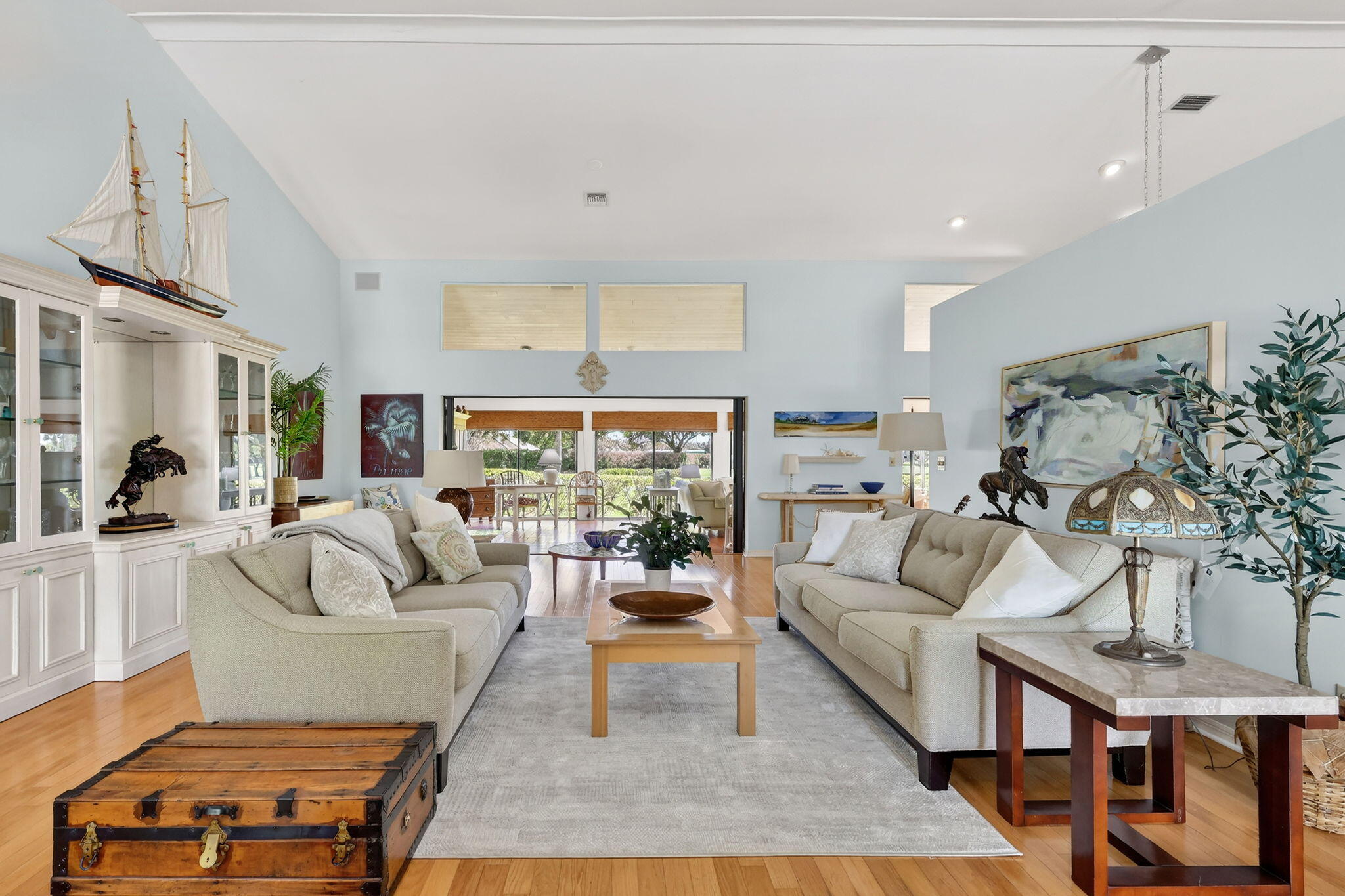 MARINER SANDS - Residential