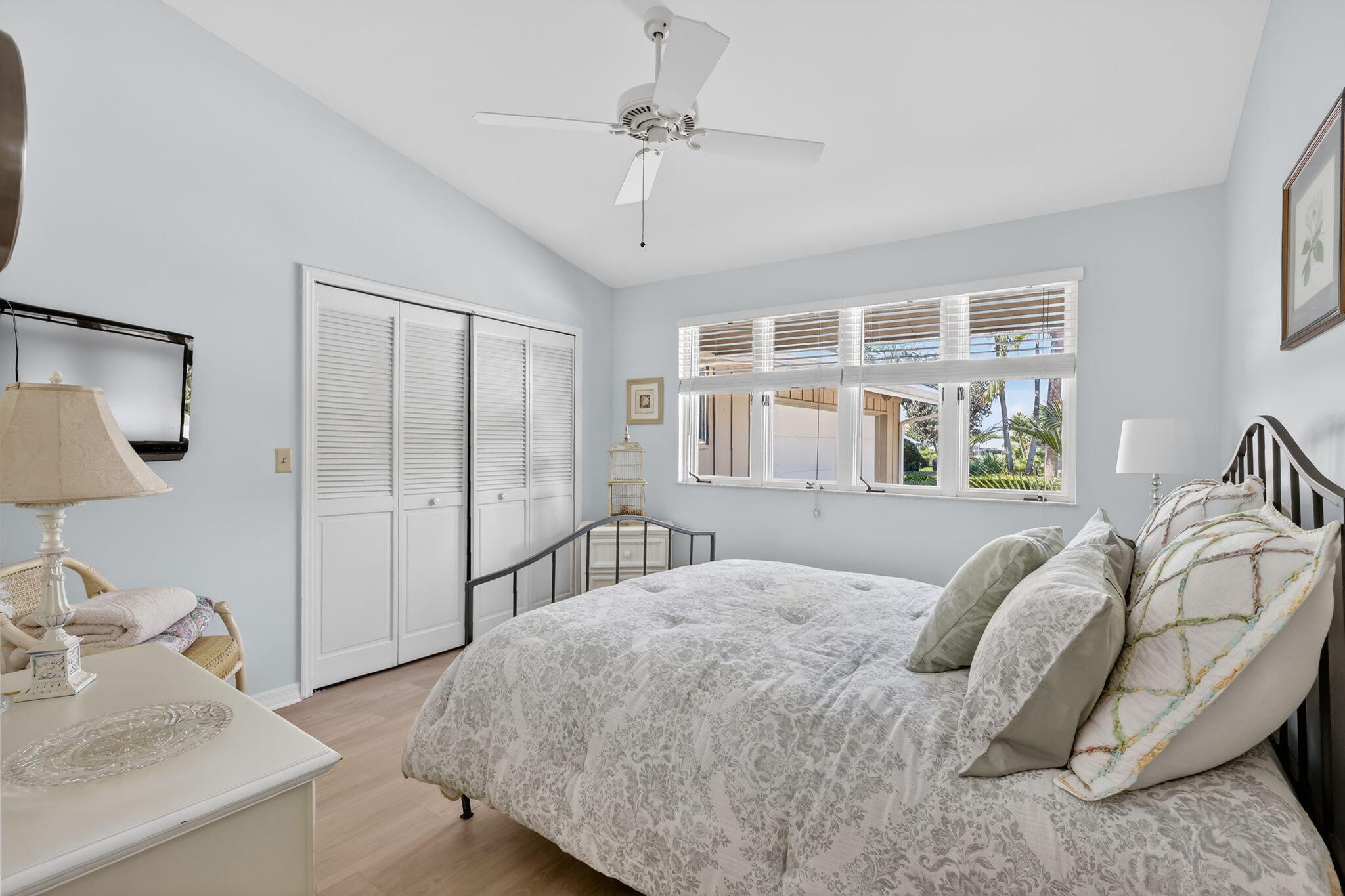 MARINER SANDS - Residential