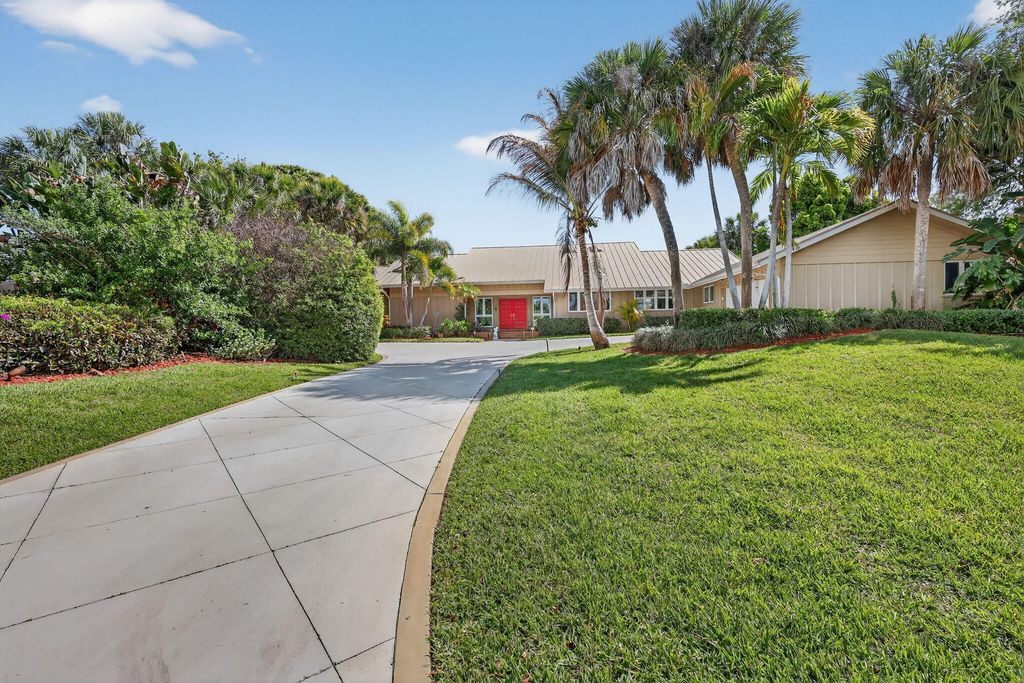Photo of 6151 SE Winged Foot Drive, Stuart, FL 34997 (MLS # B26013898)