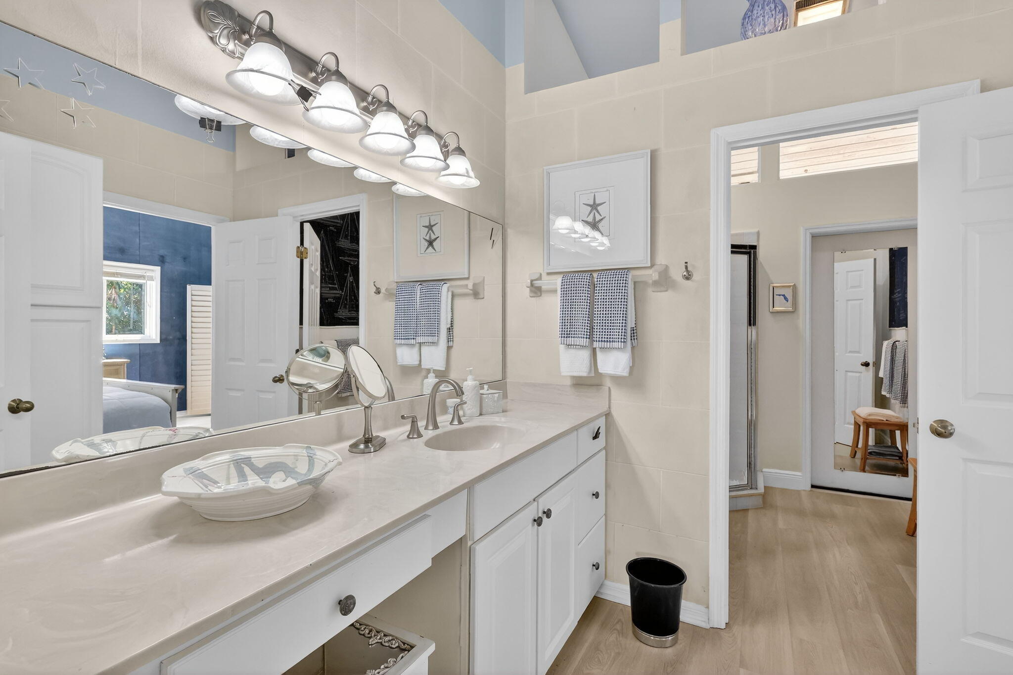 MARINER SANDS - Residential