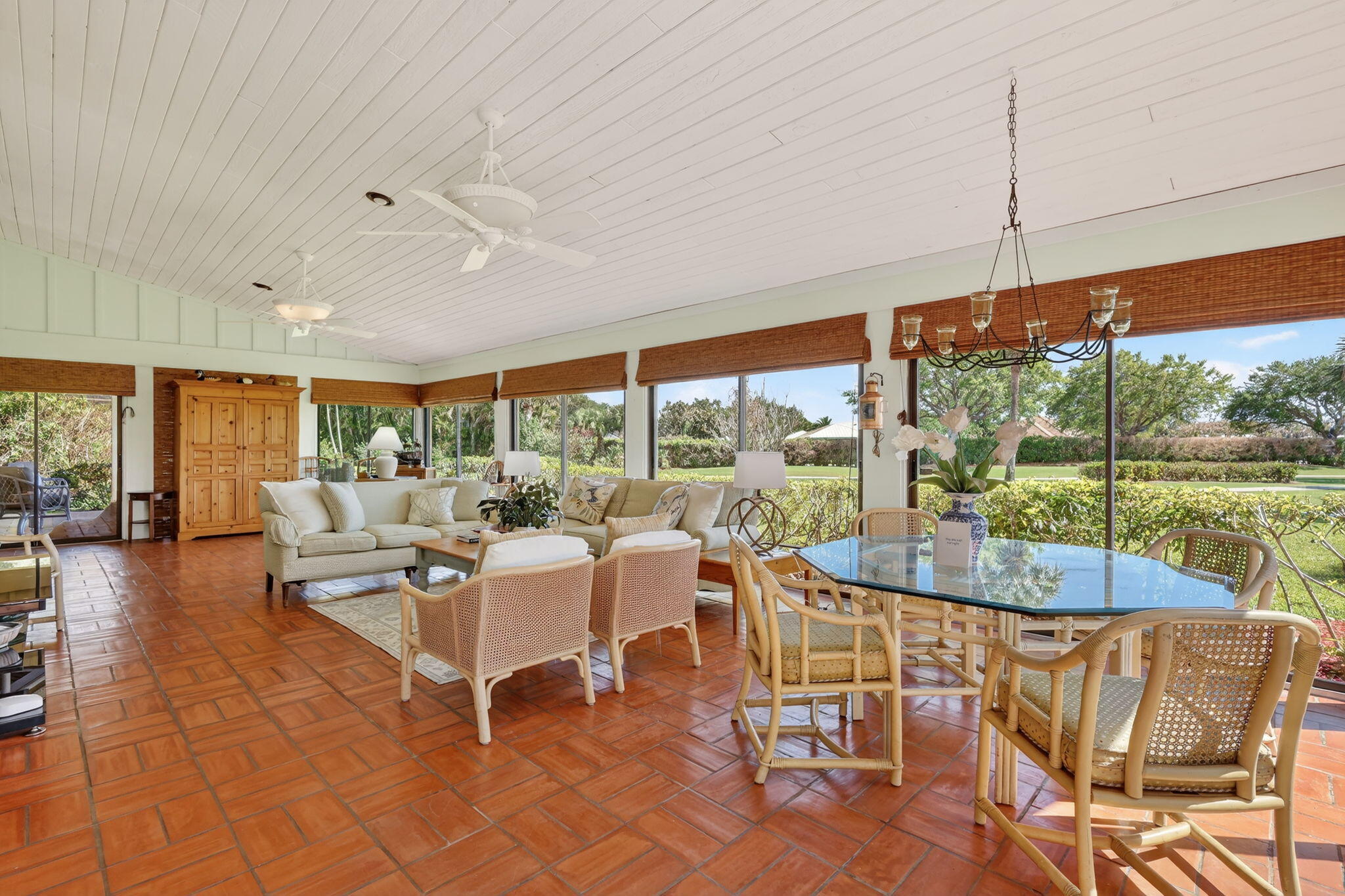 MARINER SANDS - Residential