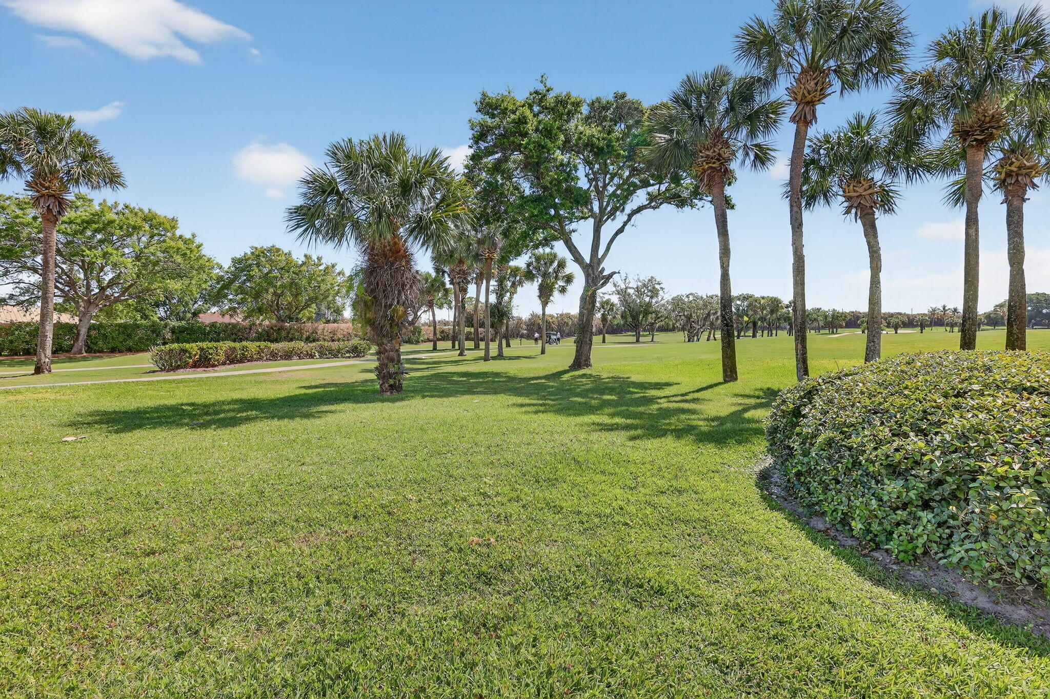 MARINER SANDS - Residential