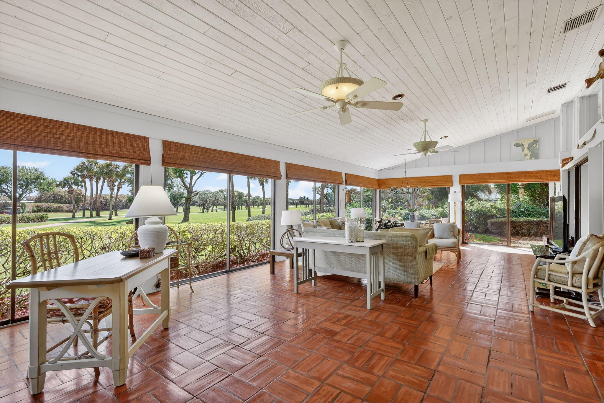 MARINER SANDS - Residential