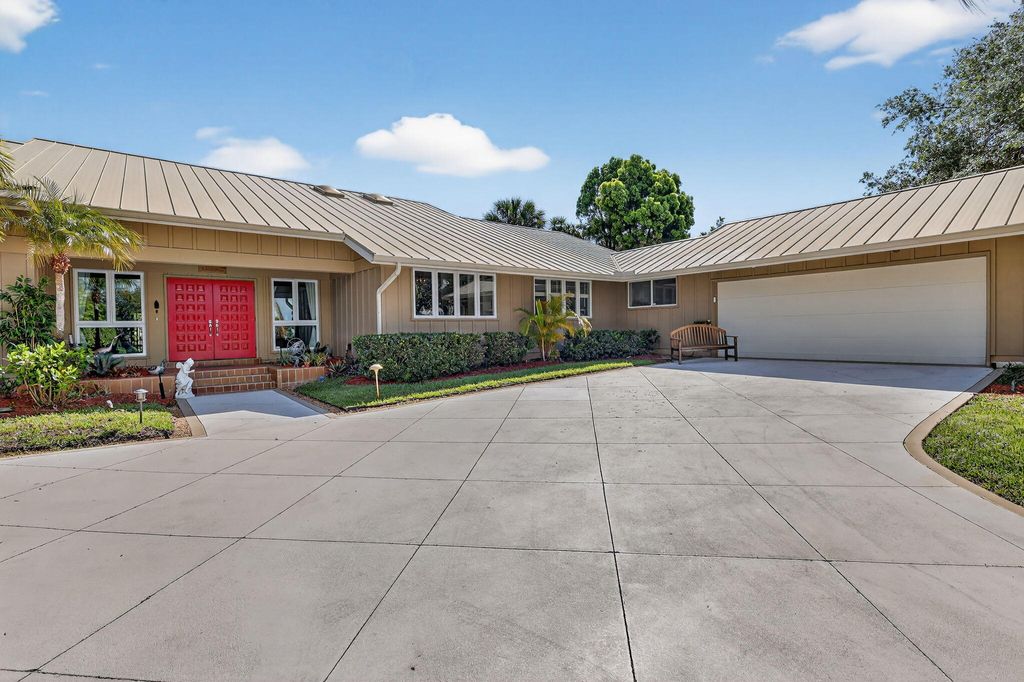 Photo of 6151 SE Winged Foot Drive, Stuart, FL 34997 (MLS # B26013898)