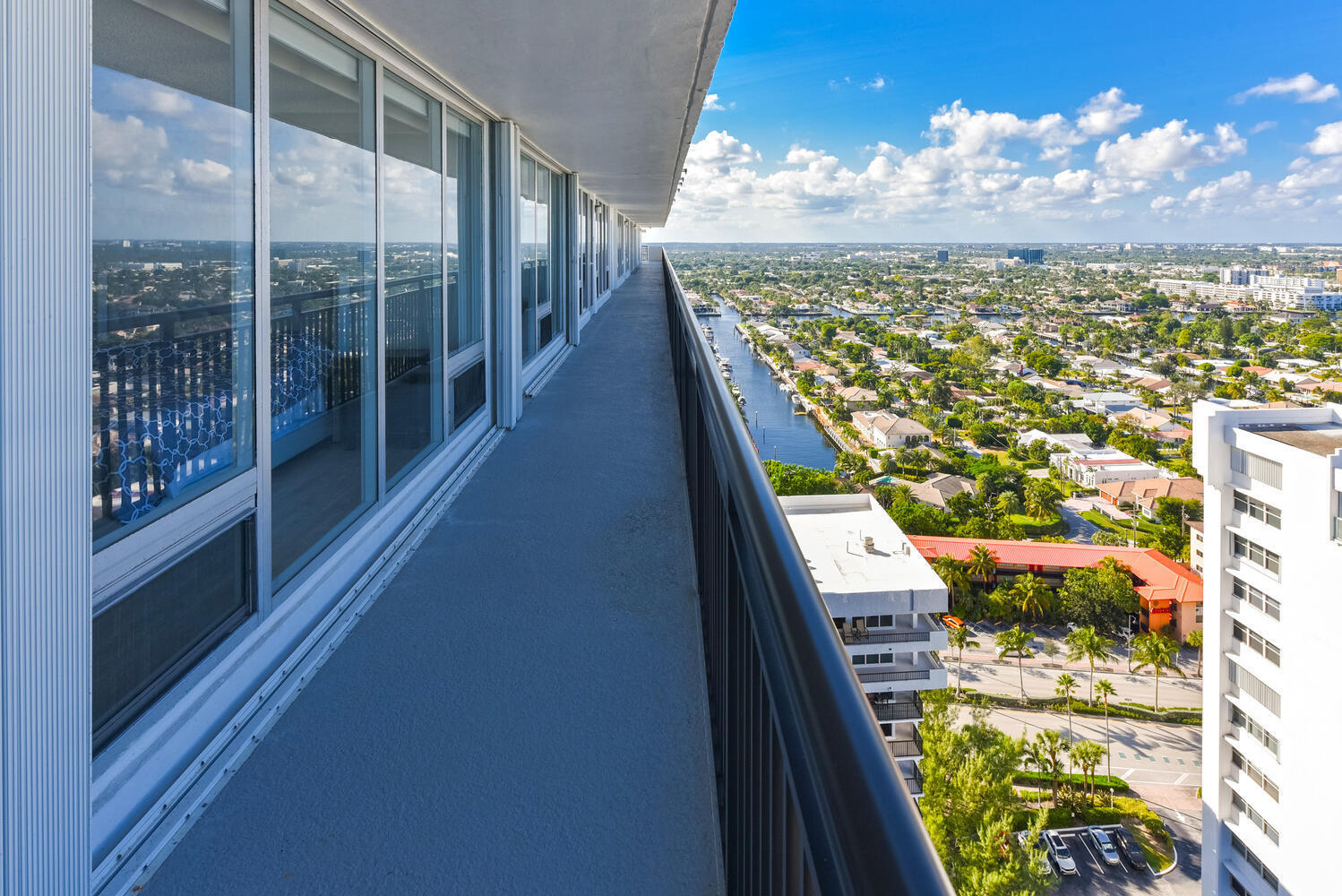 PLAZA SOUTH - Residential