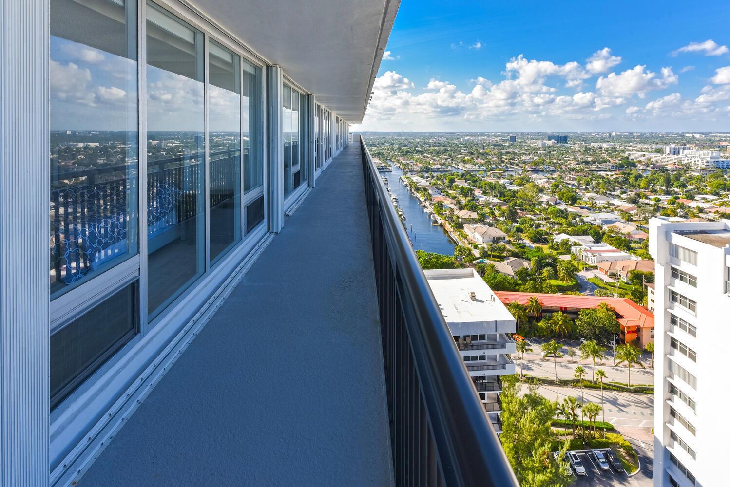 PLAZA SOUTH - Residential