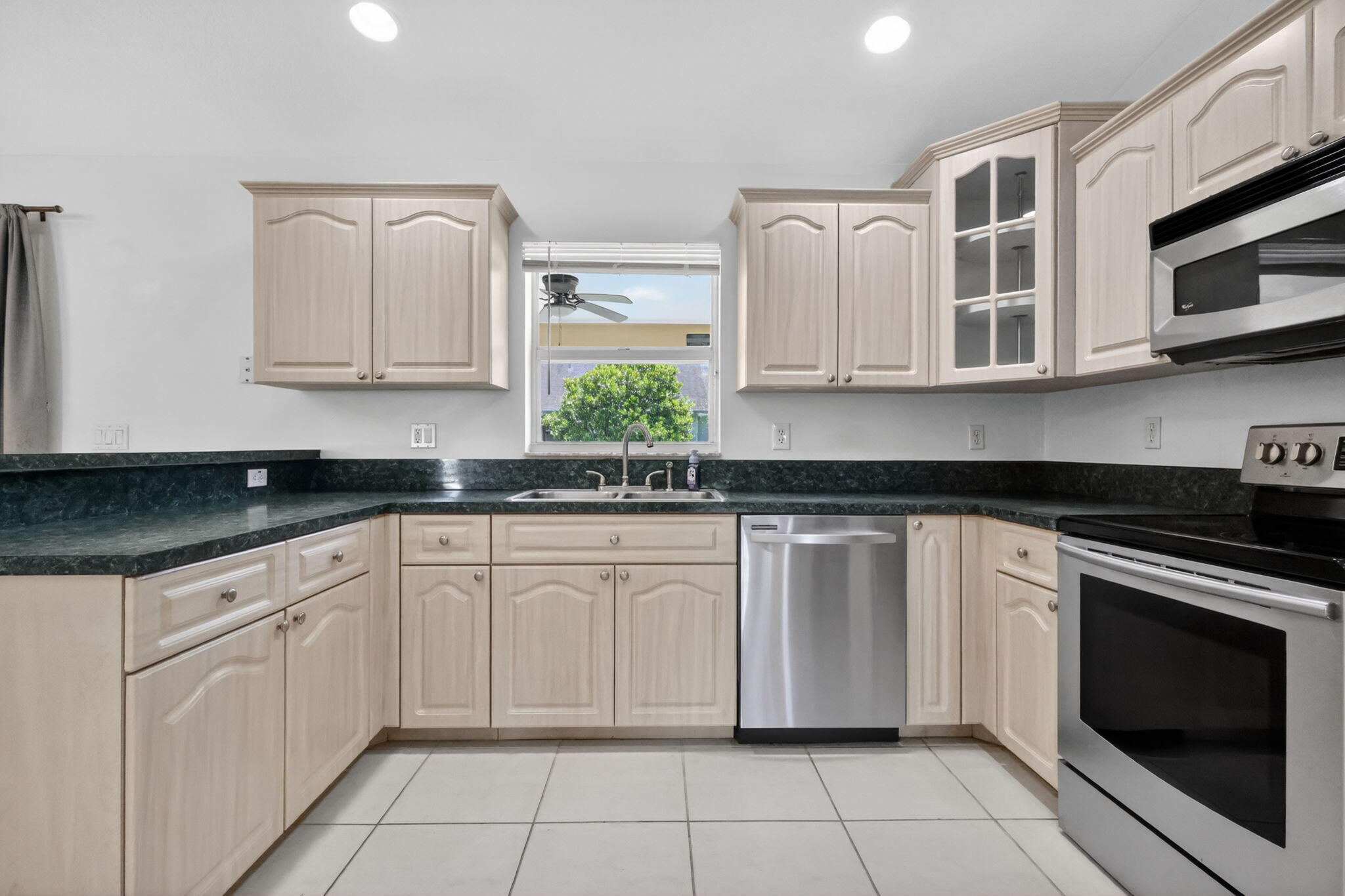 PALM BEACH COLONY SEC 2 - Residential