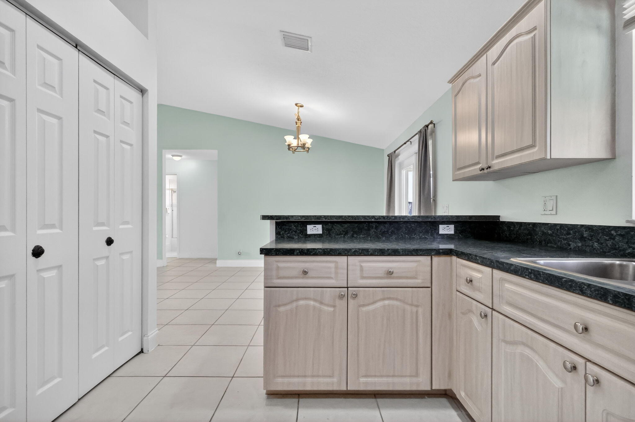 PALM BEACH COLONY SEC 2 - Residential