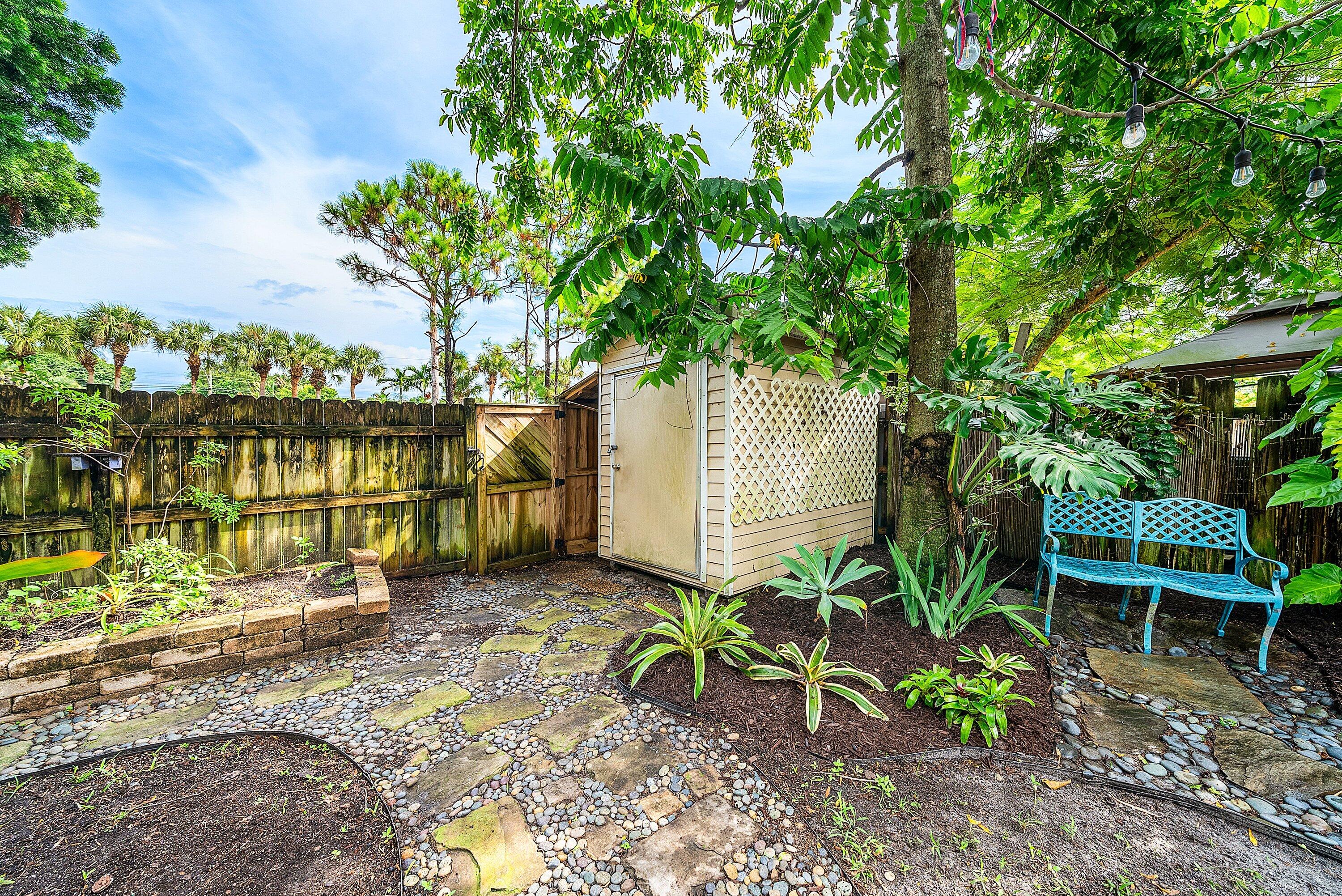 Victoria Woods - Residential