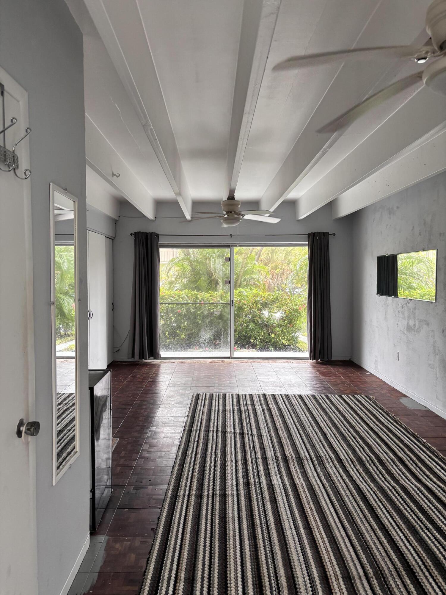 4001 S Ocean Boulevard 114