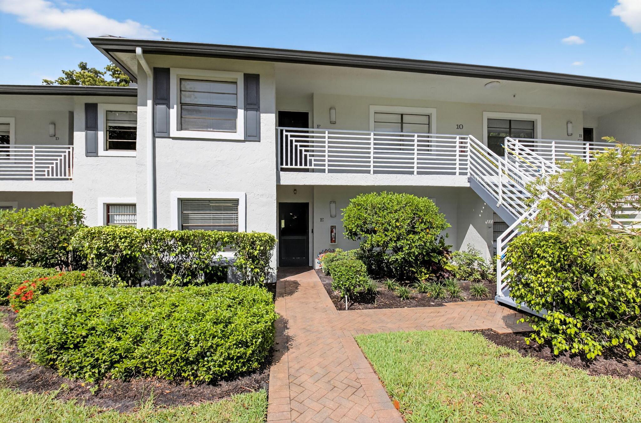 Escape to this delightful 2-bedroom, 2-bath condo. A perfect getaway retreat. Tucked in a serene setting, This home offers an open-concept layout that seamlessly connects the kitchen, dining, and living areas, creating an inviting space for both relaxing and entertaining. Enjoy picturesque golf course views from your private Lanai that boasts large impact windows, bringing the outdoors in. Whether you're sipping your morning coffee or unwinding after a day at the beach, this cozy condo provides comfort, charm, and a peaceful ambiance. Ideal as a seasonal escape or year-round residence.Hunters Run is a mandatory buy-in and yearly membership, amenities-filled community, offering 3 championship 18-hole golf courses, tennis & pickle ball courts, 6 dining venues, pools, a fitness center,