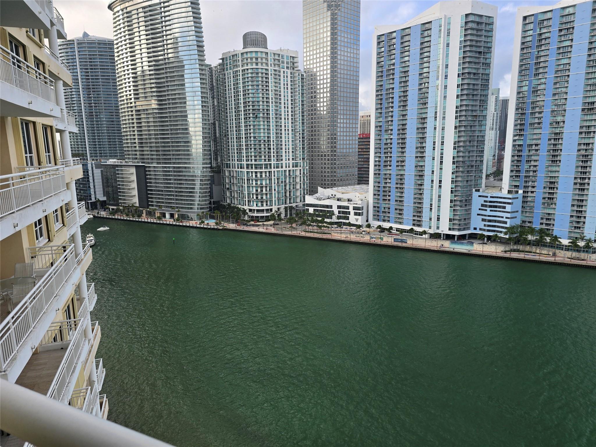 888 Brickell Key Dr 2110