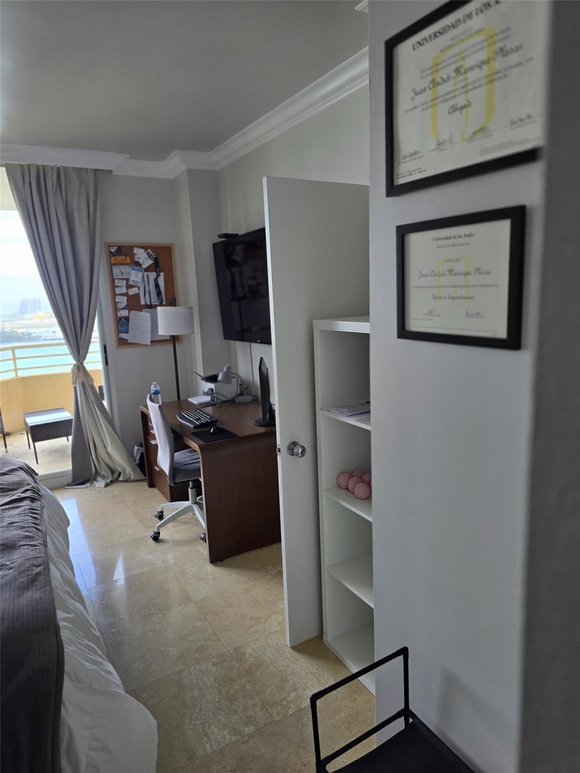 888 Brickell Key Dr 2110