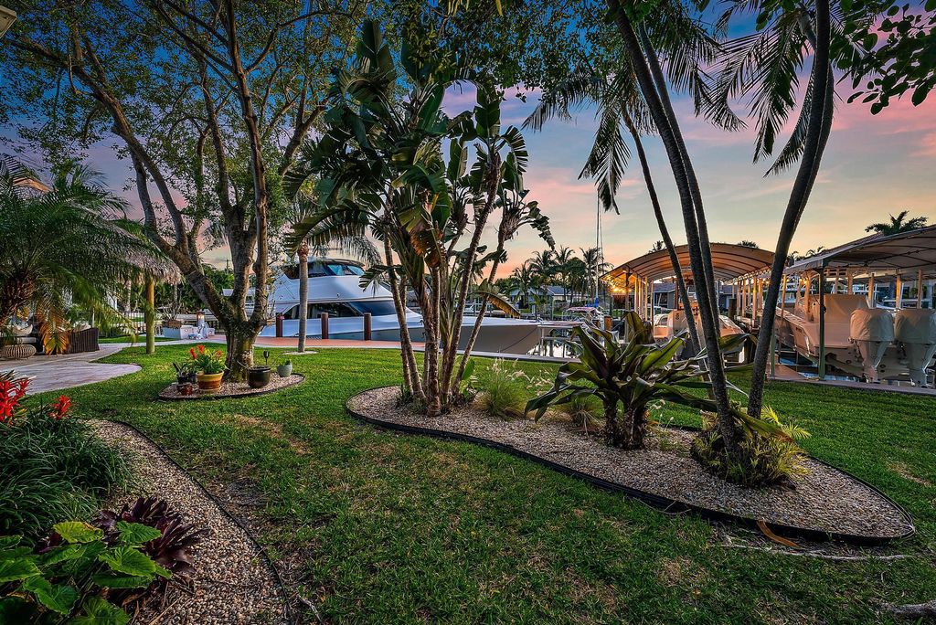 Photo of 14077 Paradise Point Road, Palm Beach Gardens, FL 33410 (MLS # R11132264)