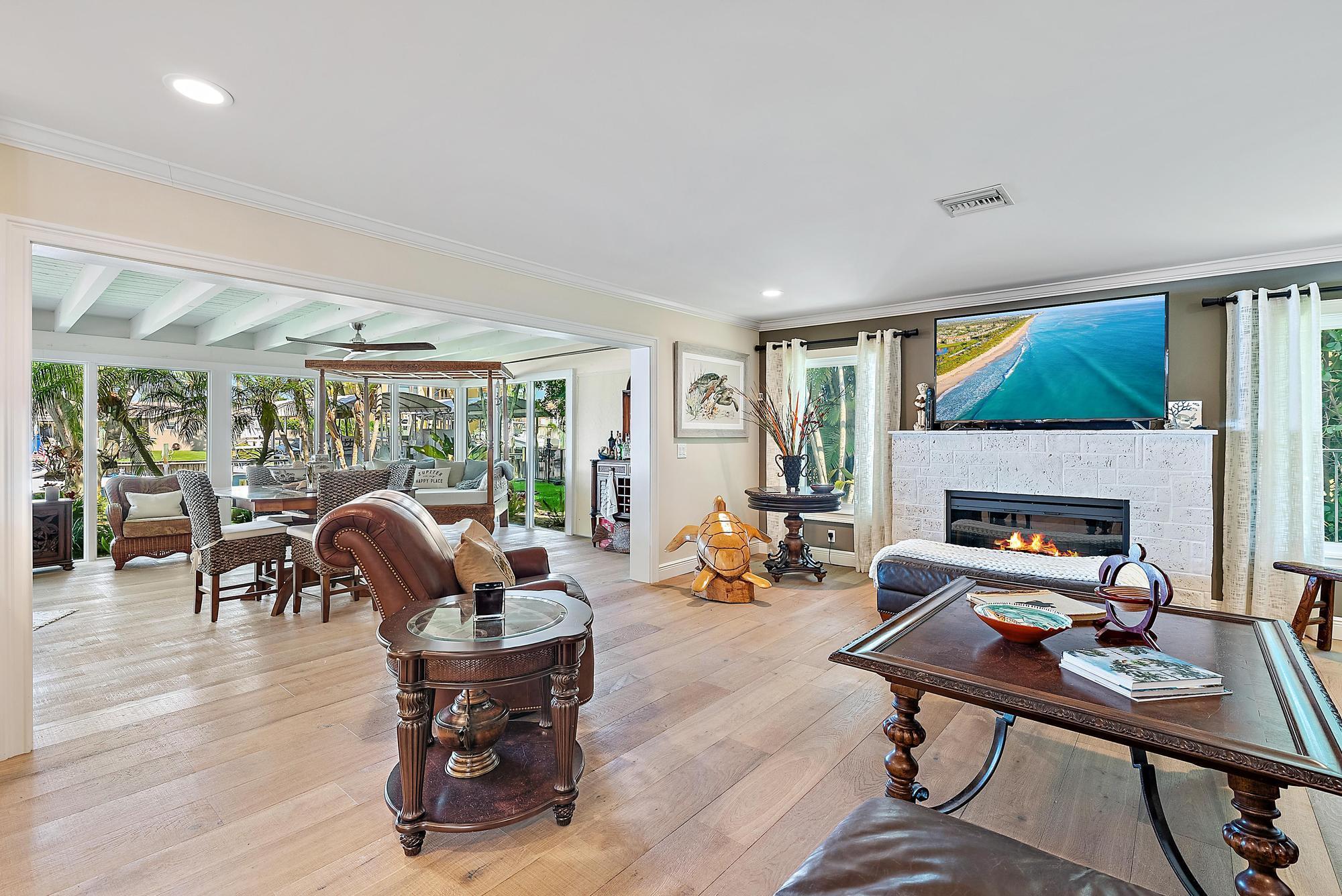 Paradise Point - Residential