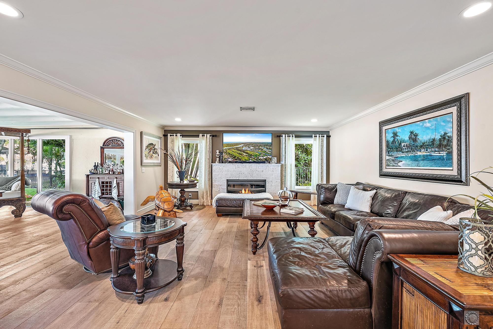Paradise Point - Residential