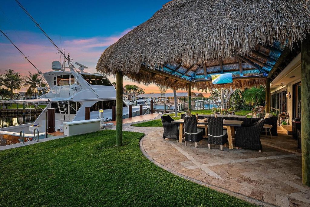 Photo of 14077 Paradise Point Road, Palm Beach Gardens, FL 33410 (MLS # R11132264)