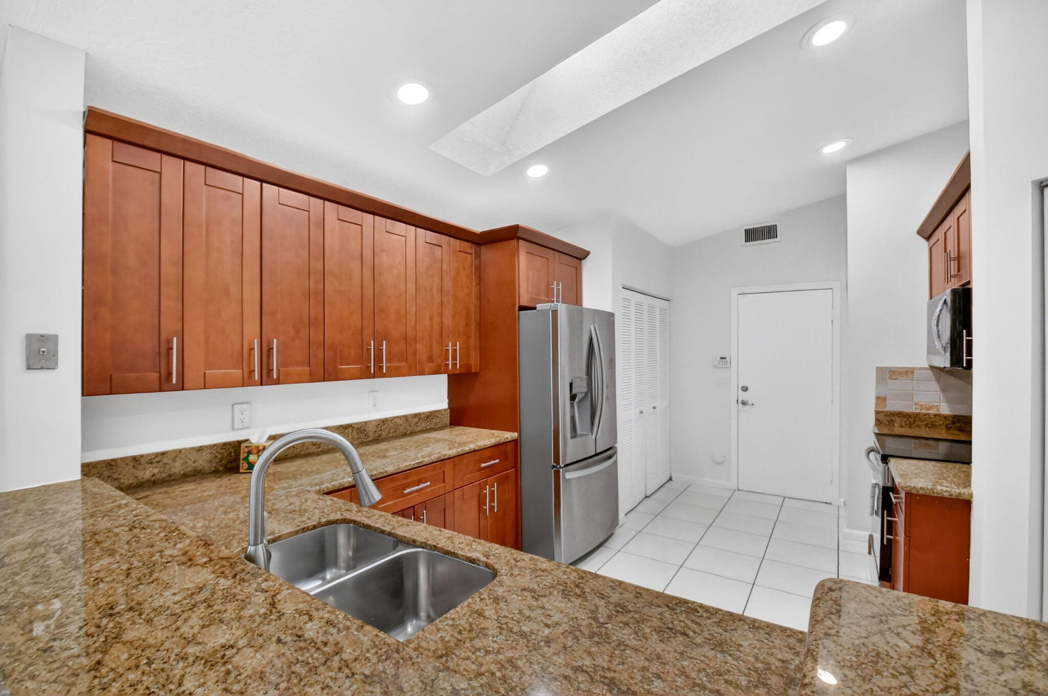 CORAL LAKES 2 - Residential