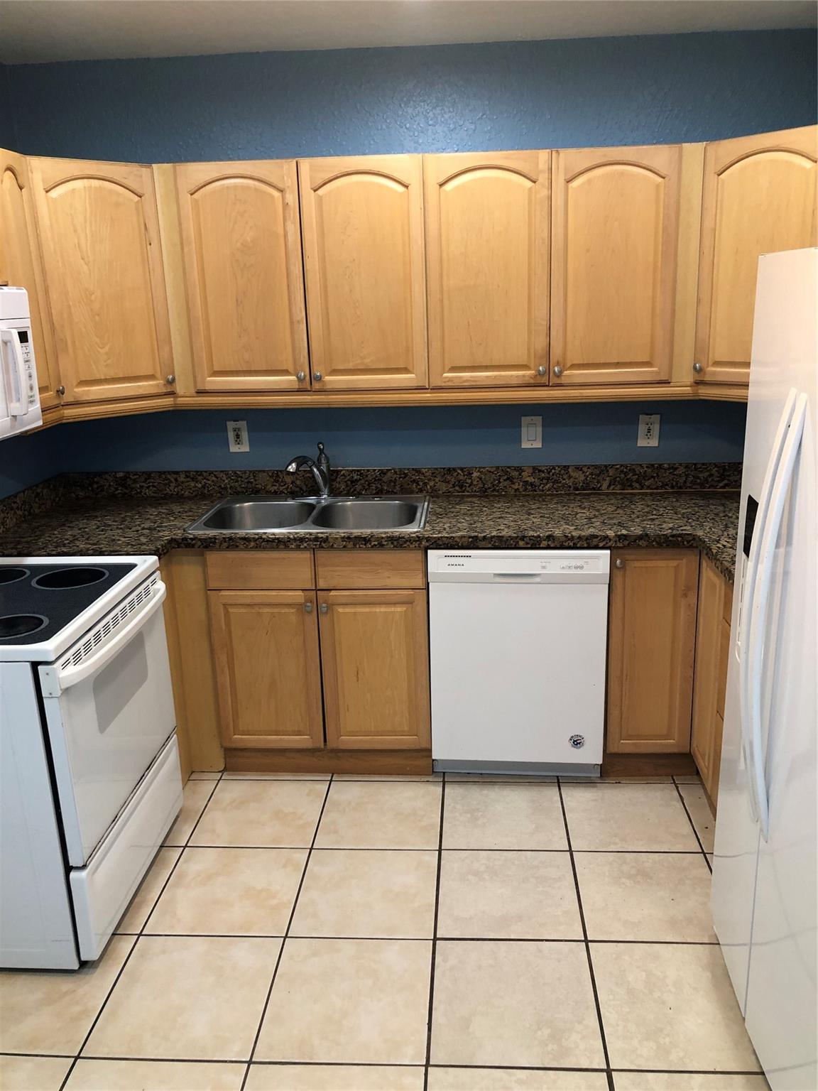 Look Homesites 36-19 B - Residential