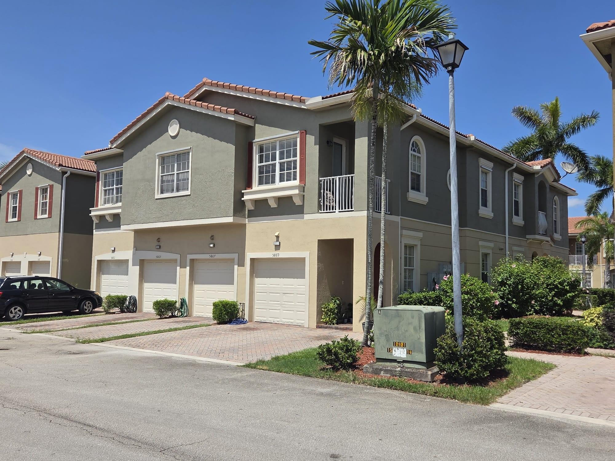5869 Hampton Hills Blvd