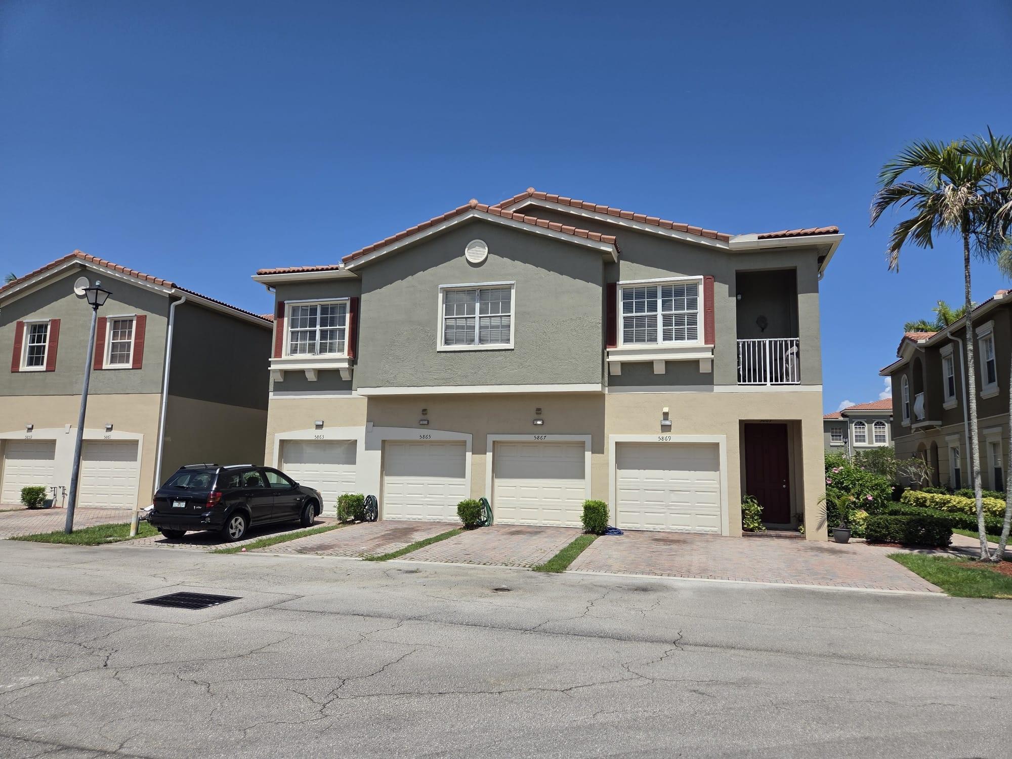 5869 Hampton Hills Blvd