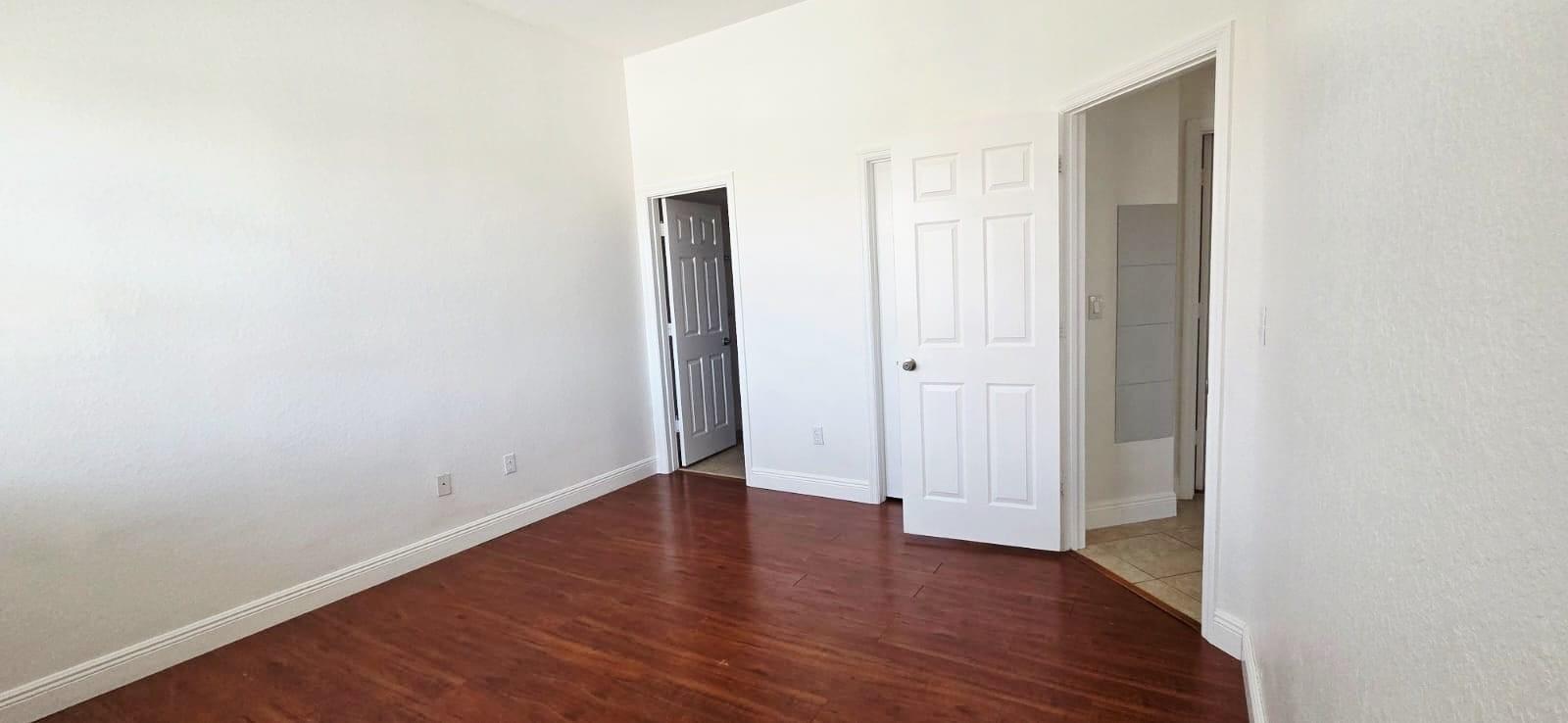 5869 Hampton Hills Blvd