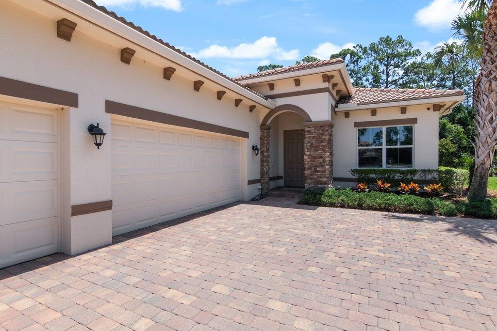 Photo of 1016 SW Triste Way, Stuart, FL 34997 (MLS # R10886661)