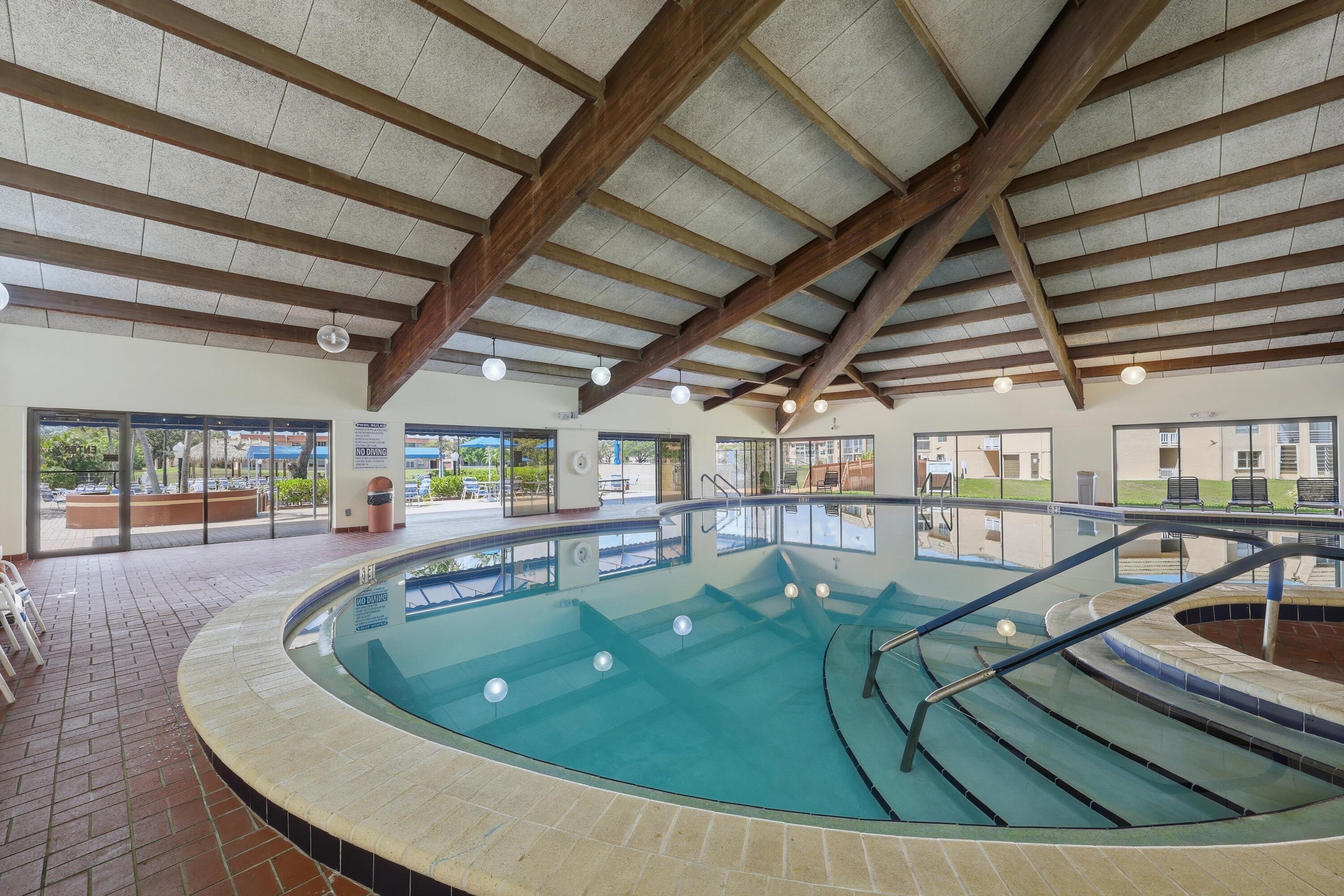 Sunrise Lakes - Residential