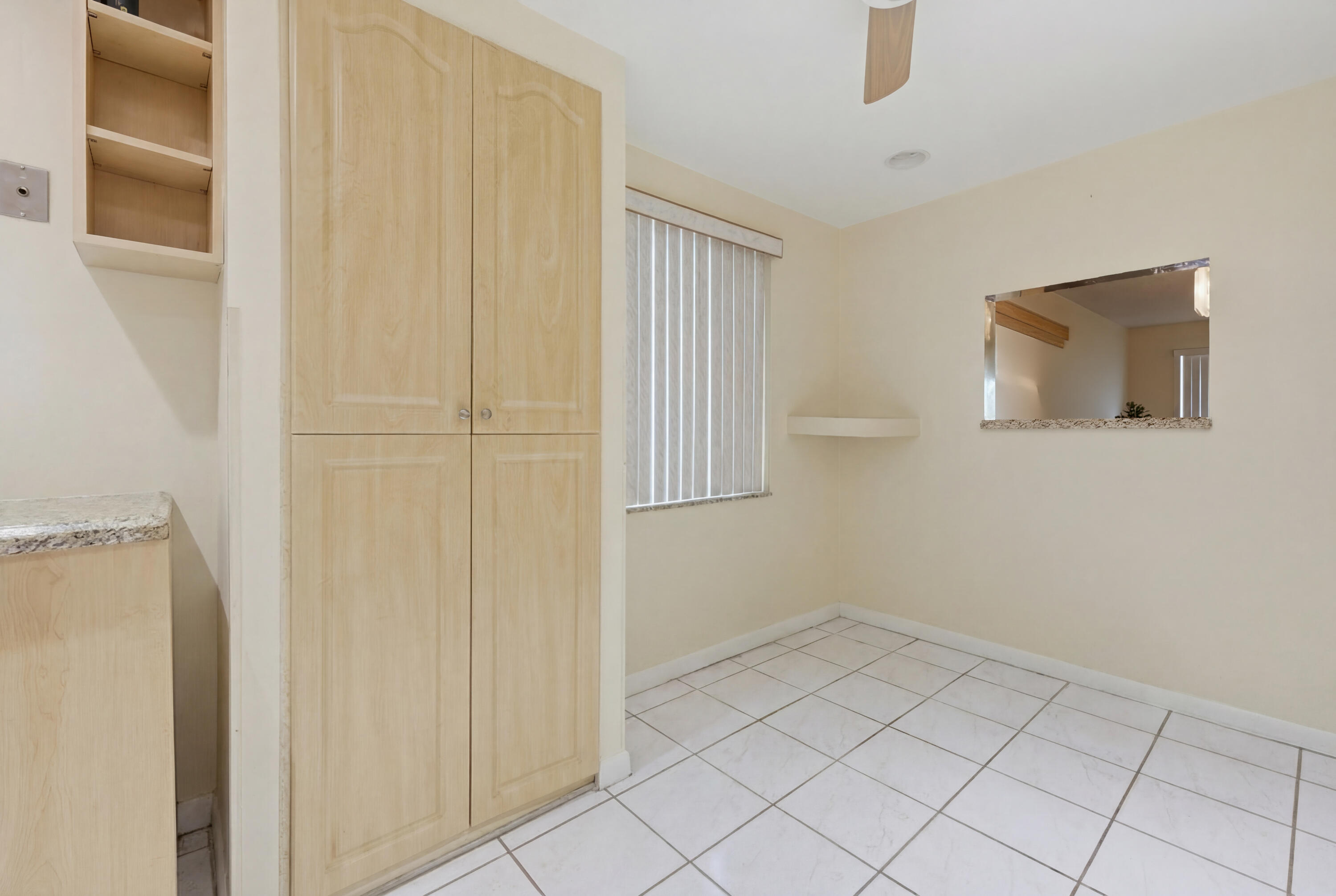 Sunrise Lakes - Residential