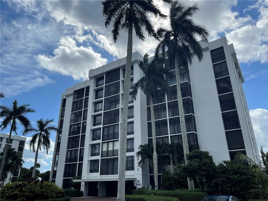 Photo of 6875 Willow Wood Drive #2033, Boca Raton, FL 33434 (MLS # F10494877)