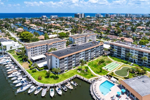 Tiny photo for 911 Gardenia Drive #154, Delray Beach, FL 33483 (MLS # B26036413)