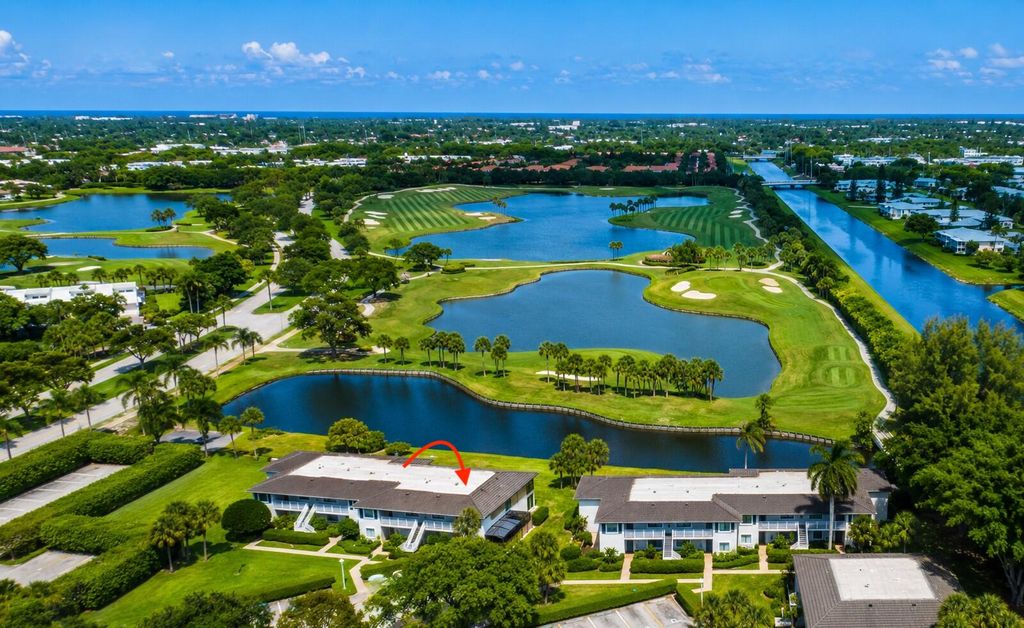 Photo of 24 Southport Lane #H, Boynton Beach, FL 33436 (MLS # B26028358)