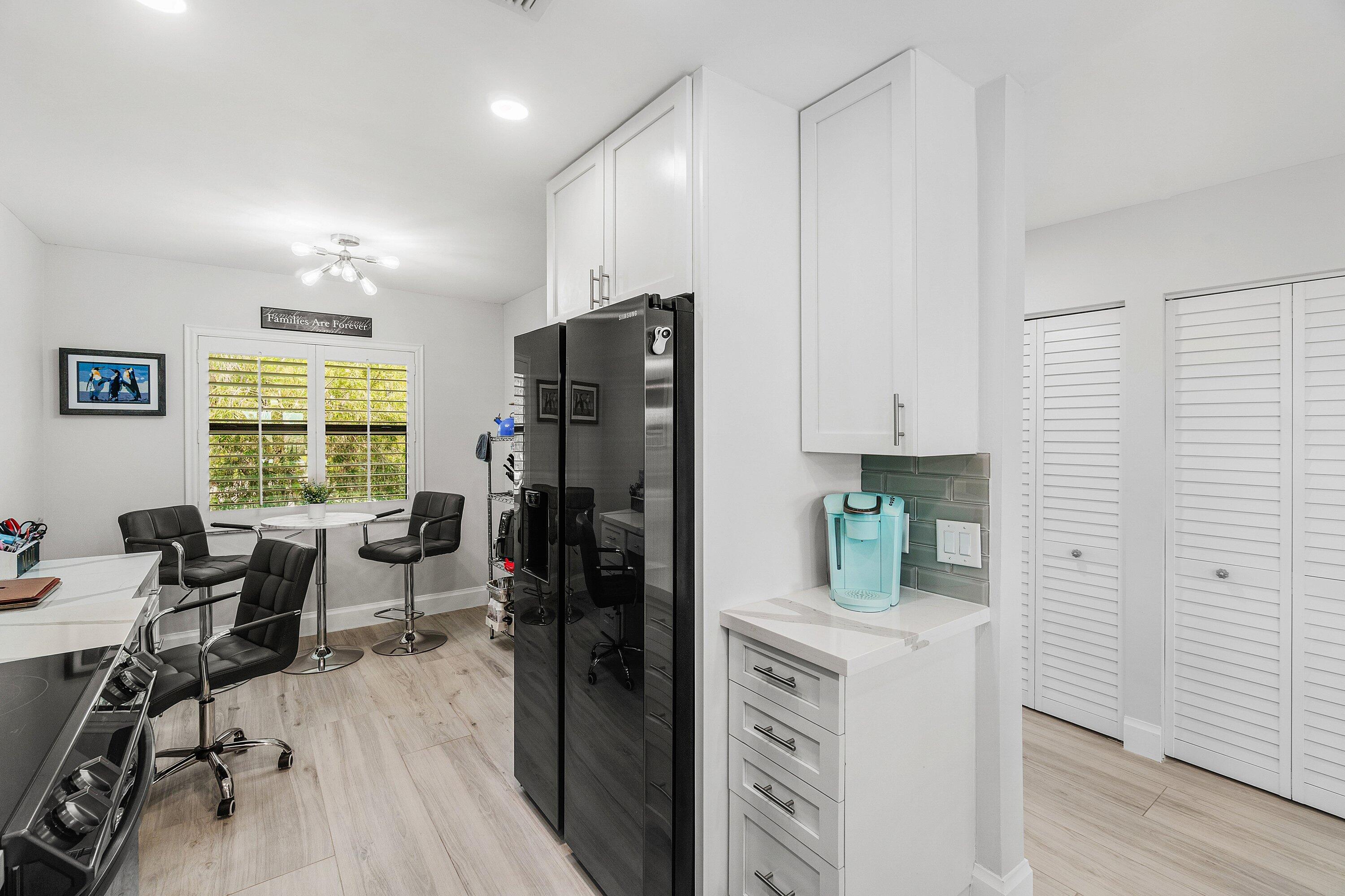 SOUTHPORT AT HUNTERS RUN CONDO - Residential