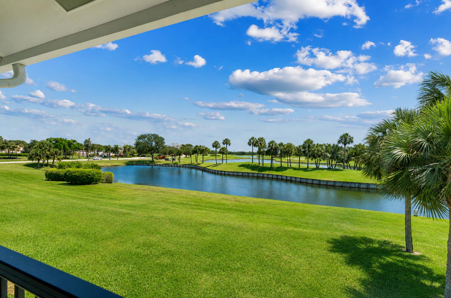 SOUTHPORT AT HUNTERS RUN CONDO - Residential