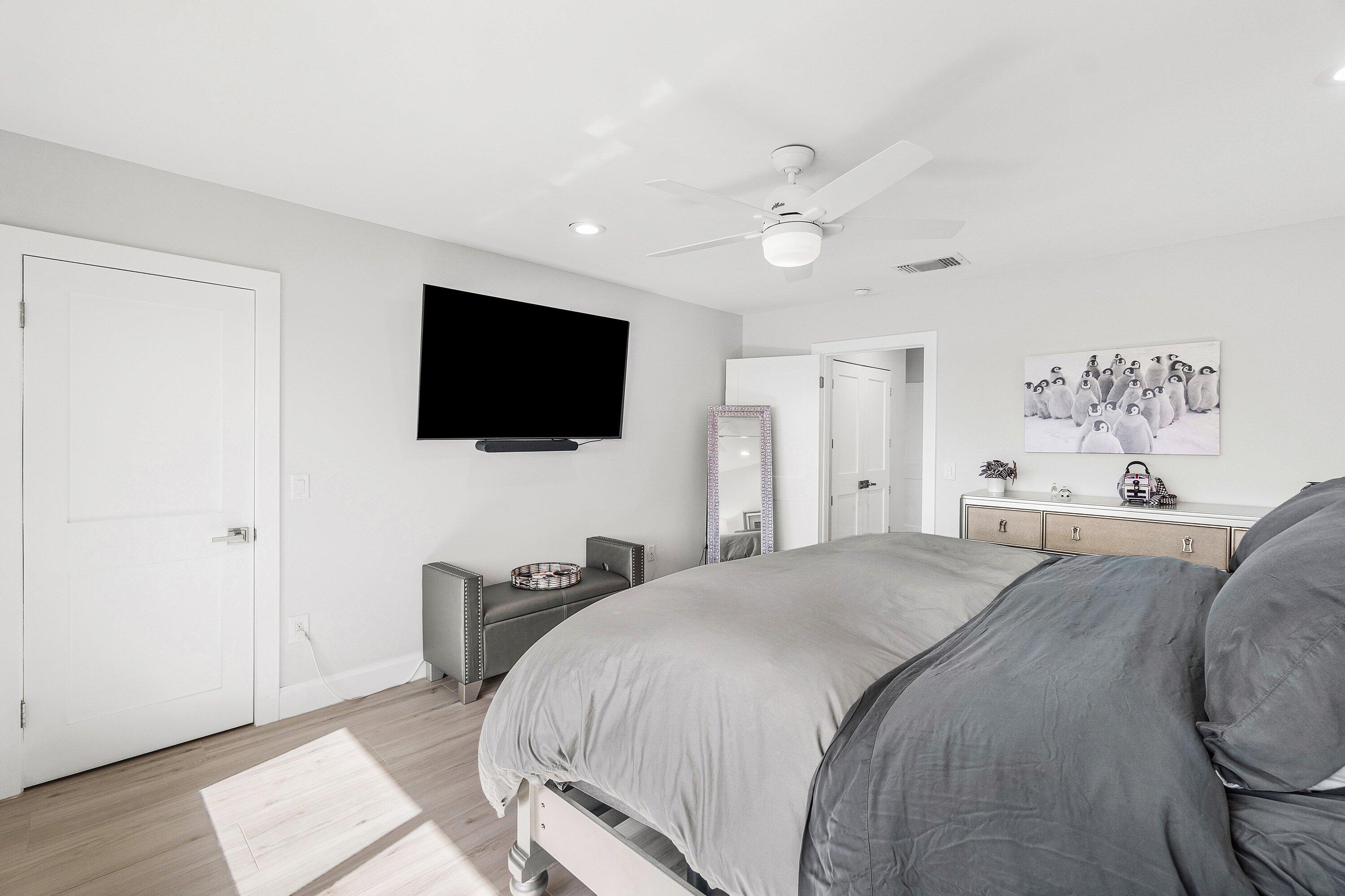 SOUTHPORT AT HUNTERS RUN CONDO - Residential