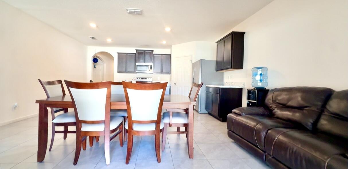 PORT ST LUCIE SECTION 4 - Residential