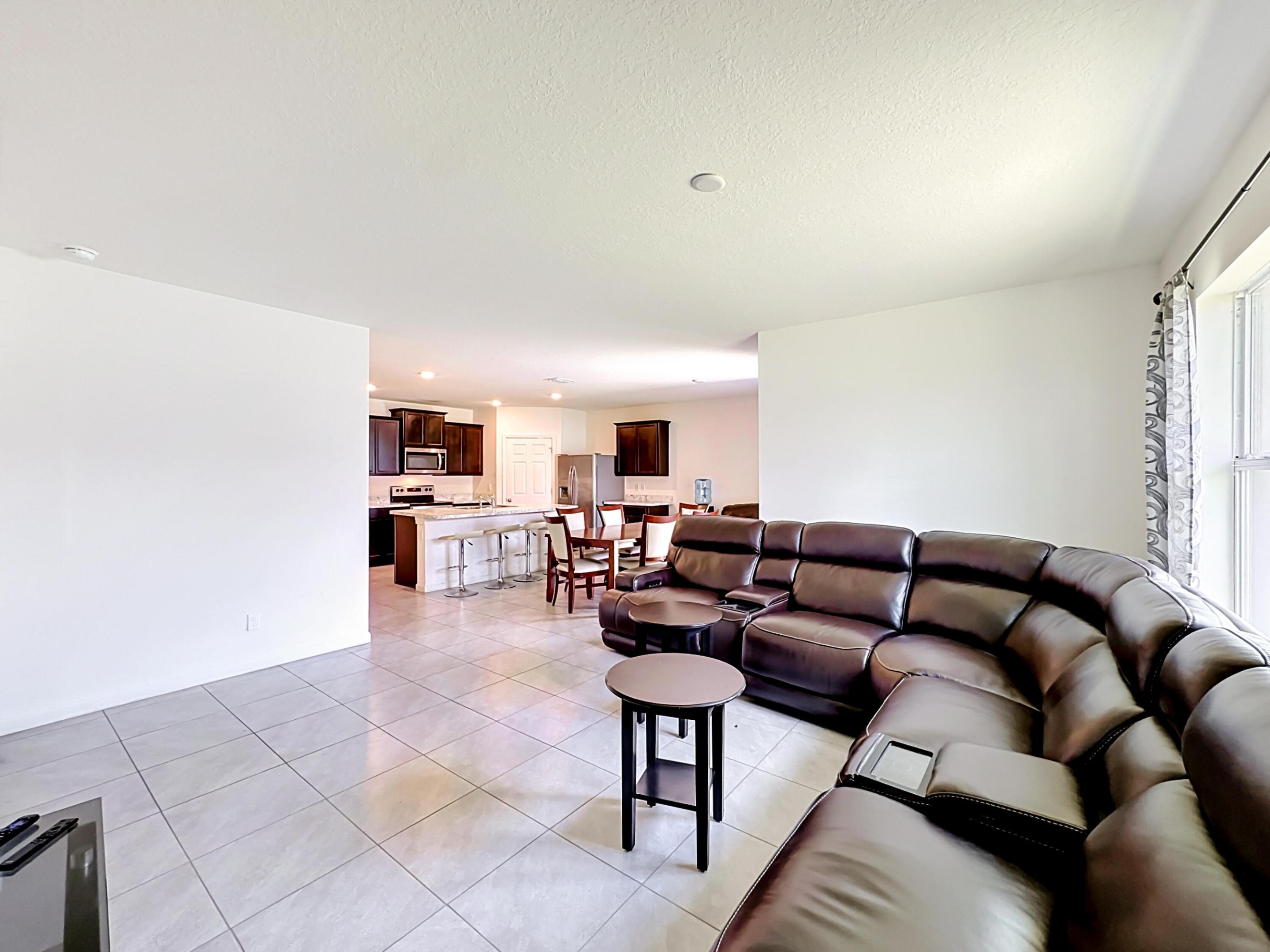 PORT ST LUCIE SECTION 4 - Residential