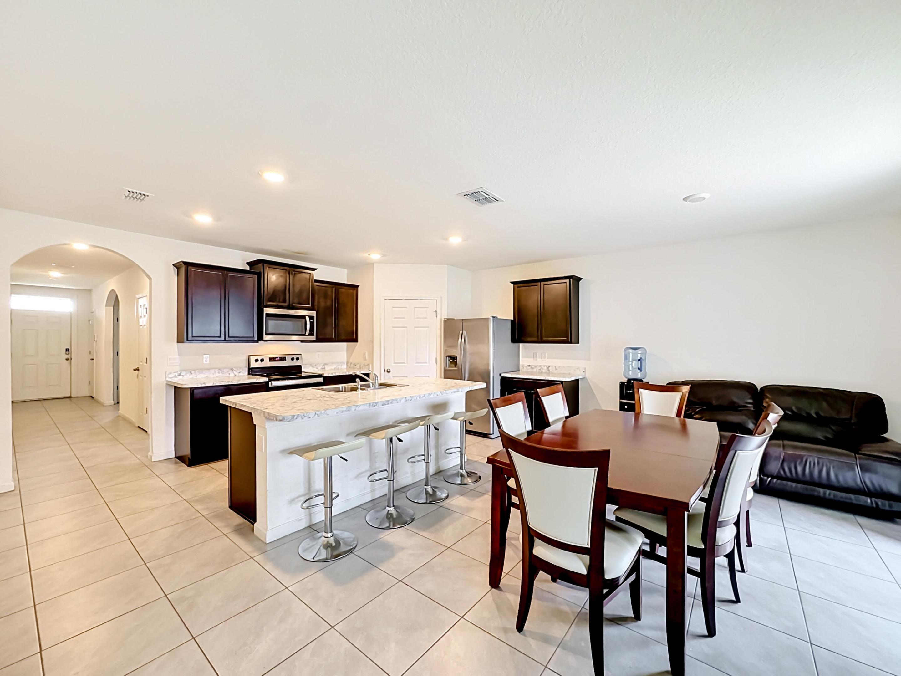 PORT ST LUCIE SECTION 4 - Residential