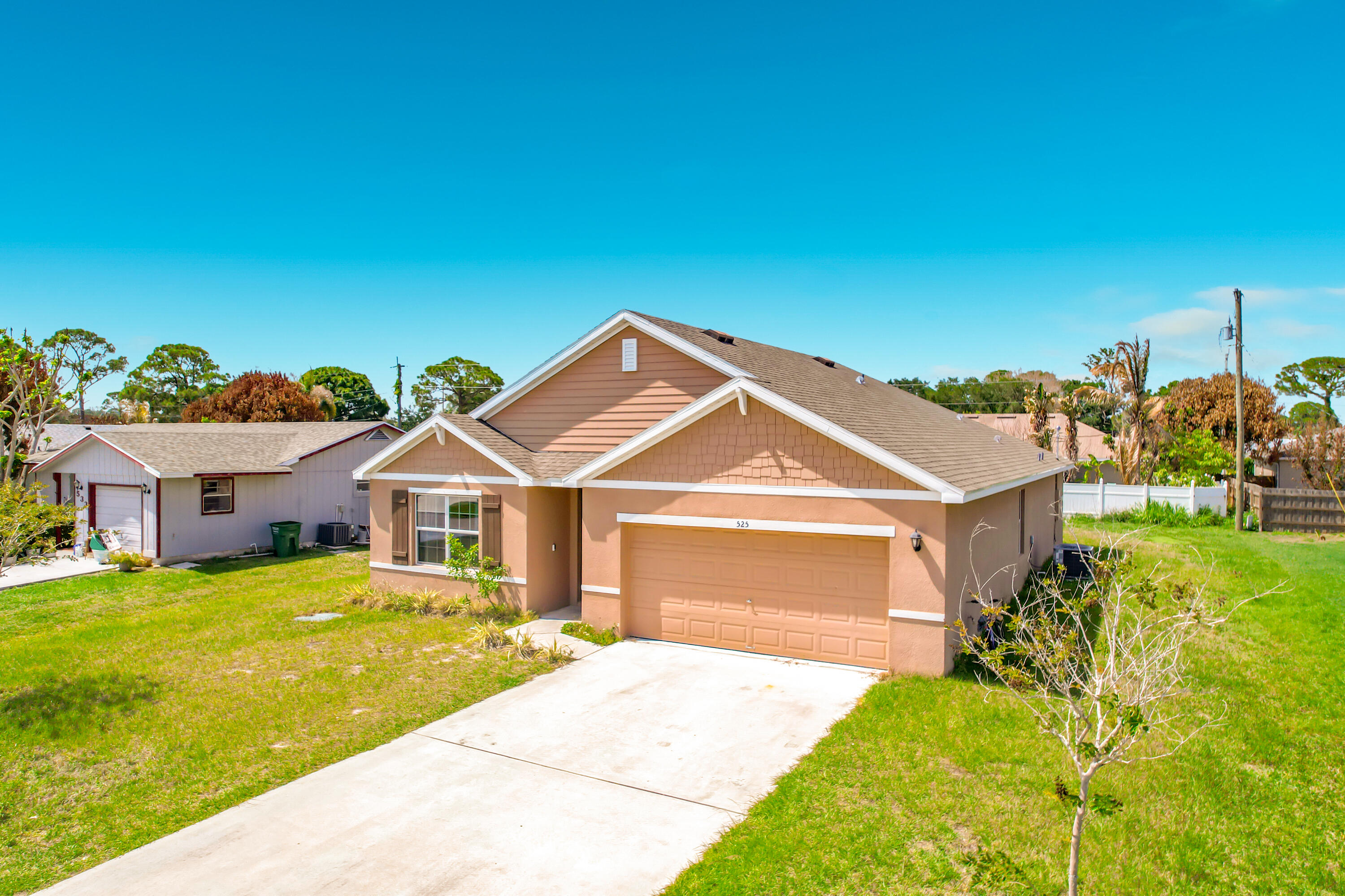 PORT ST LUCIE SECTION 4 - Residential