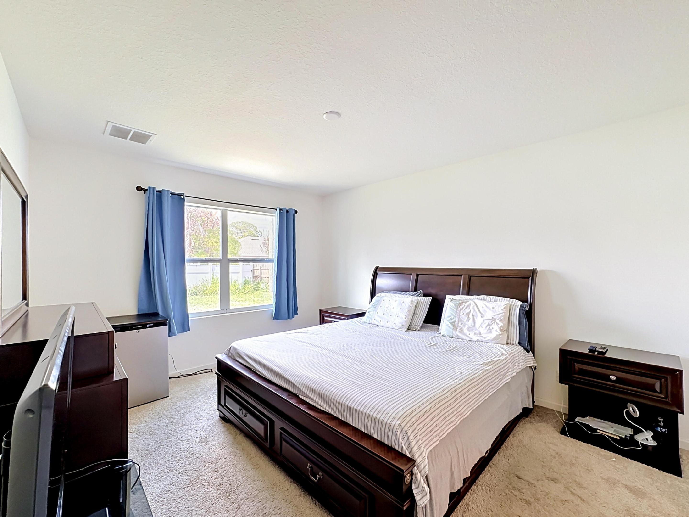 PORT ST LUCIE SECTION 4 - Residential