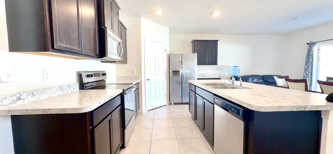 PORT ST LUCIE SECTION 4 - Residential