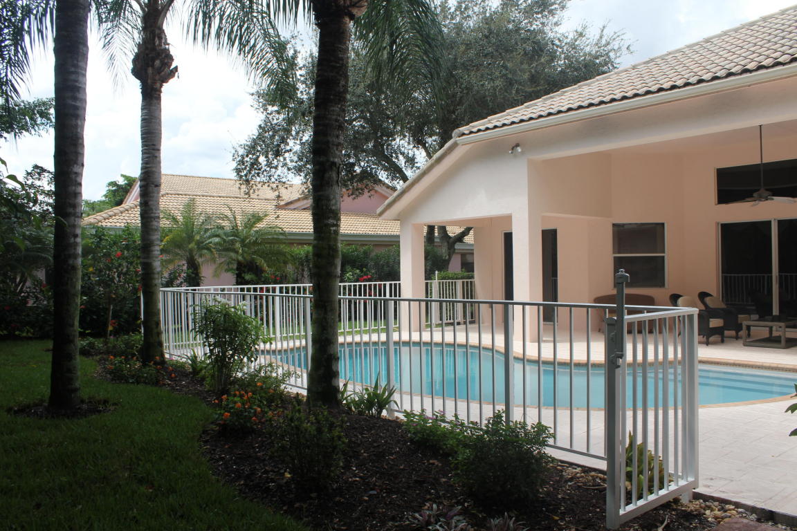 GLEN OAKS 1ST ADD - Residential